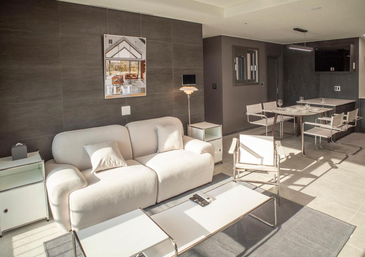 Y Collection By Uh Flat Osiria Aparthotel Μπουσάν Εξωτερικό φωτογραφία