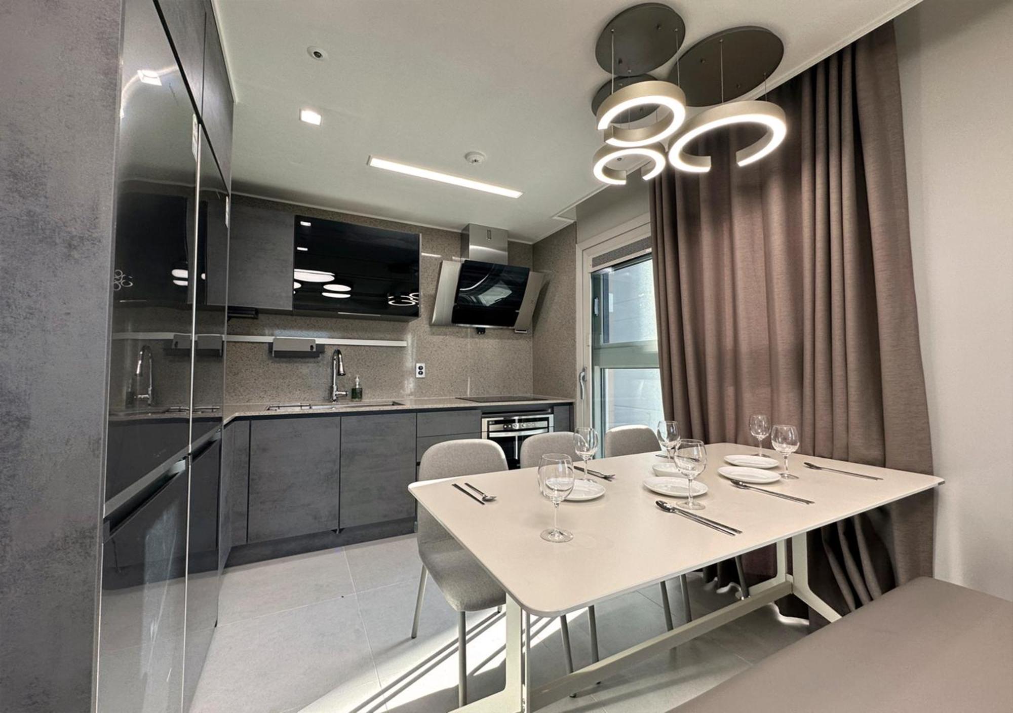 Y Collection By Uh Flat Osiria Aparthotel Μπουσάν Εξωτερικό φωτογραφία